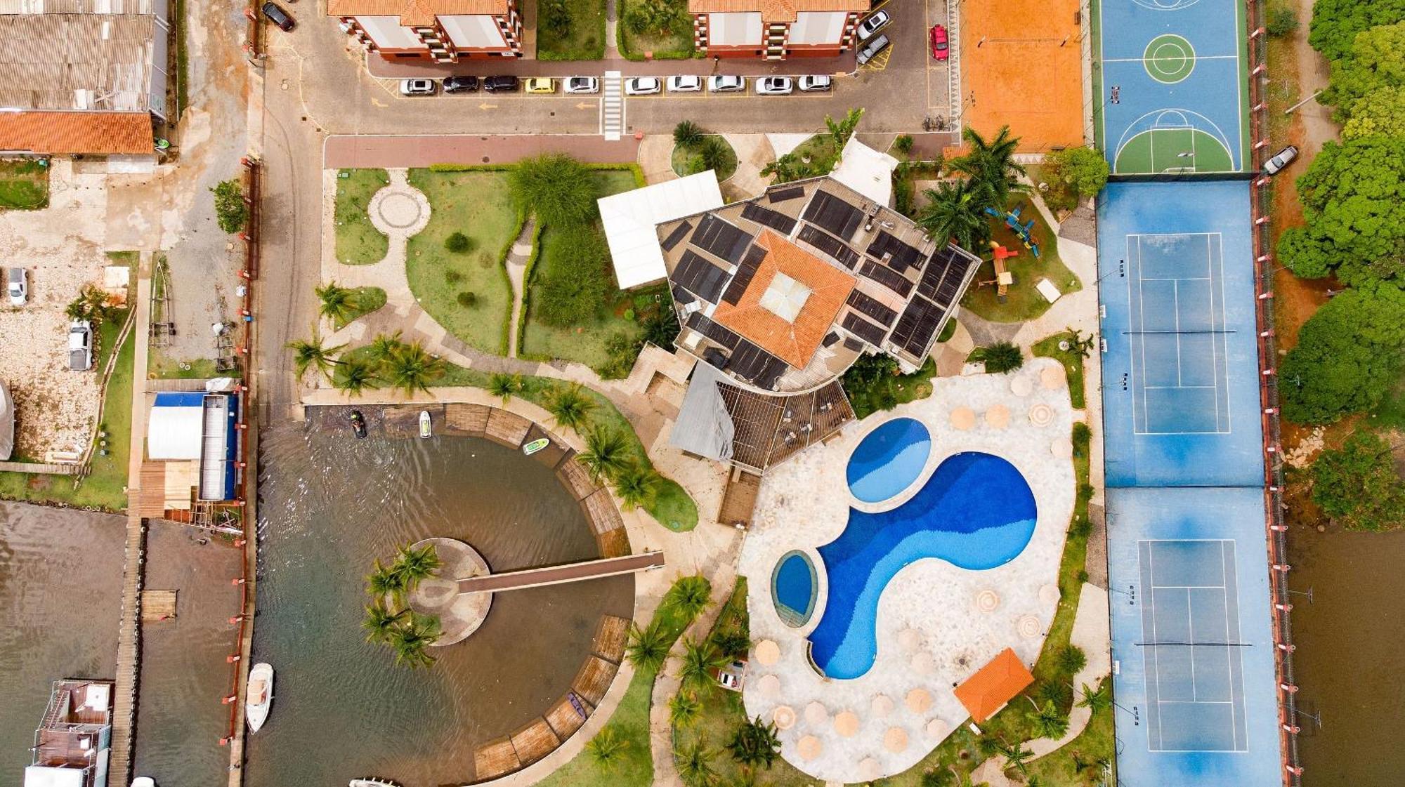 Flat Beira Lago No Centro De Bsb Brasilia Exterior foto
